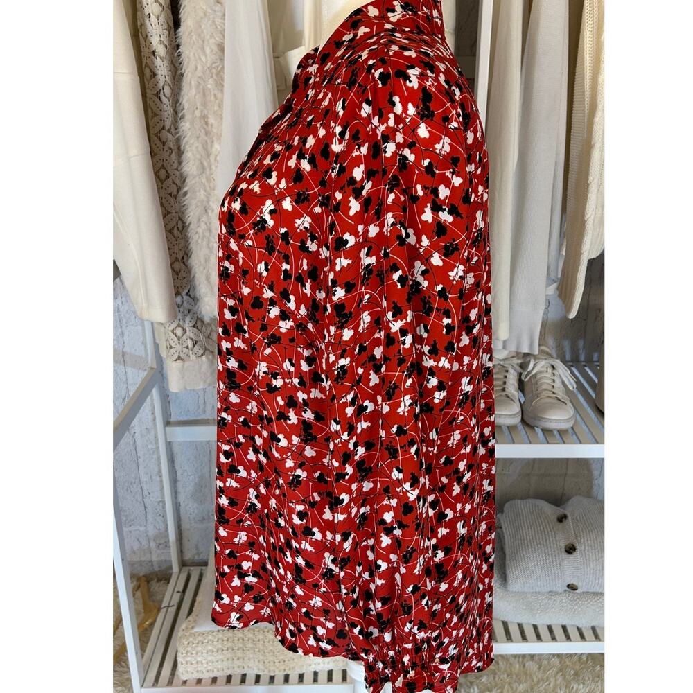 Lane Bryant Women's Size 18/20 Red Floral Button Up Blouse #0341 - Picture 3 of 12